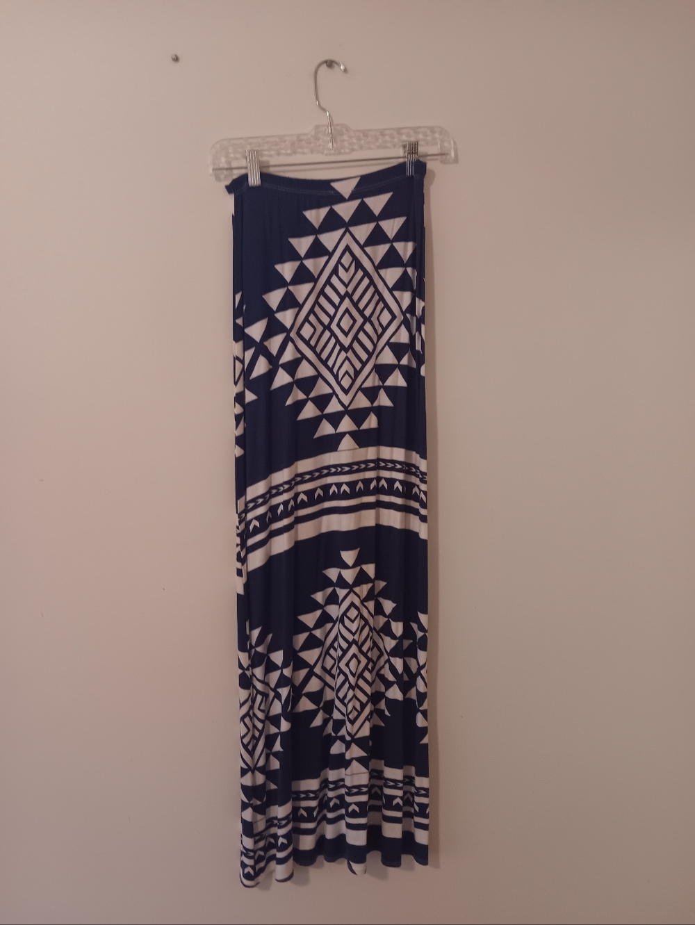 Fantastic Fawn BellanBlue Boho Blue White Geometric Design Maxi Skirt NWT Small - Picture 7 of 7